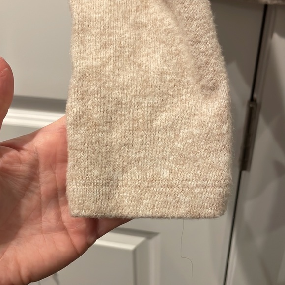 Zara Pearl Detail Sweater Size Small - Picture 7 of 11